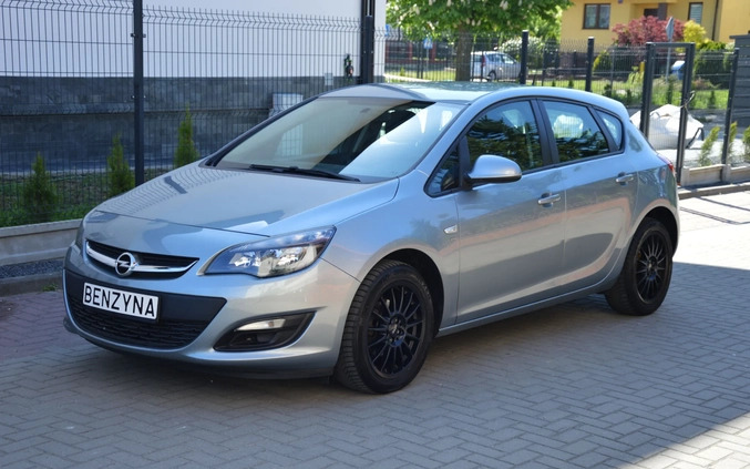 Opel Astra cena 32900 przebieg: 180000, rok produkcji 2014 z Płock małe 562